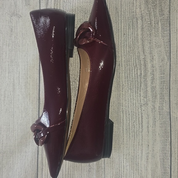 Linea Paolo Nora Patent Pointy Toe Resin Chain Keeper Flats Dark Red Size 7 - Picture 5 of 9